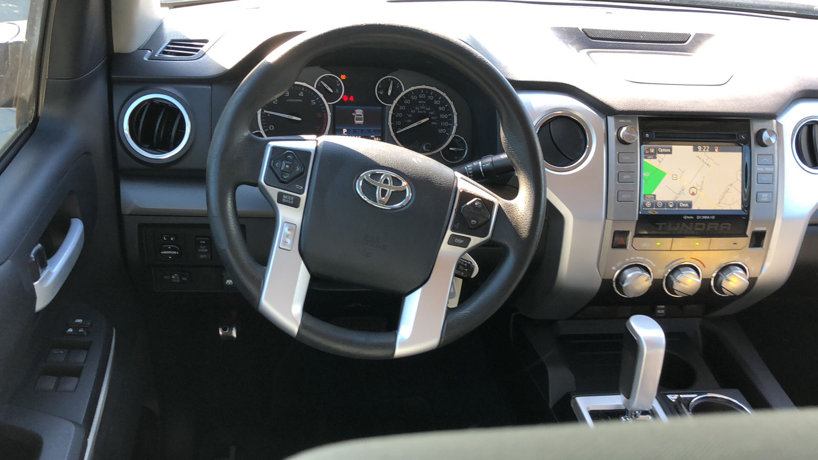 2016 Toyota Tundra 2WD Truck SR5 10