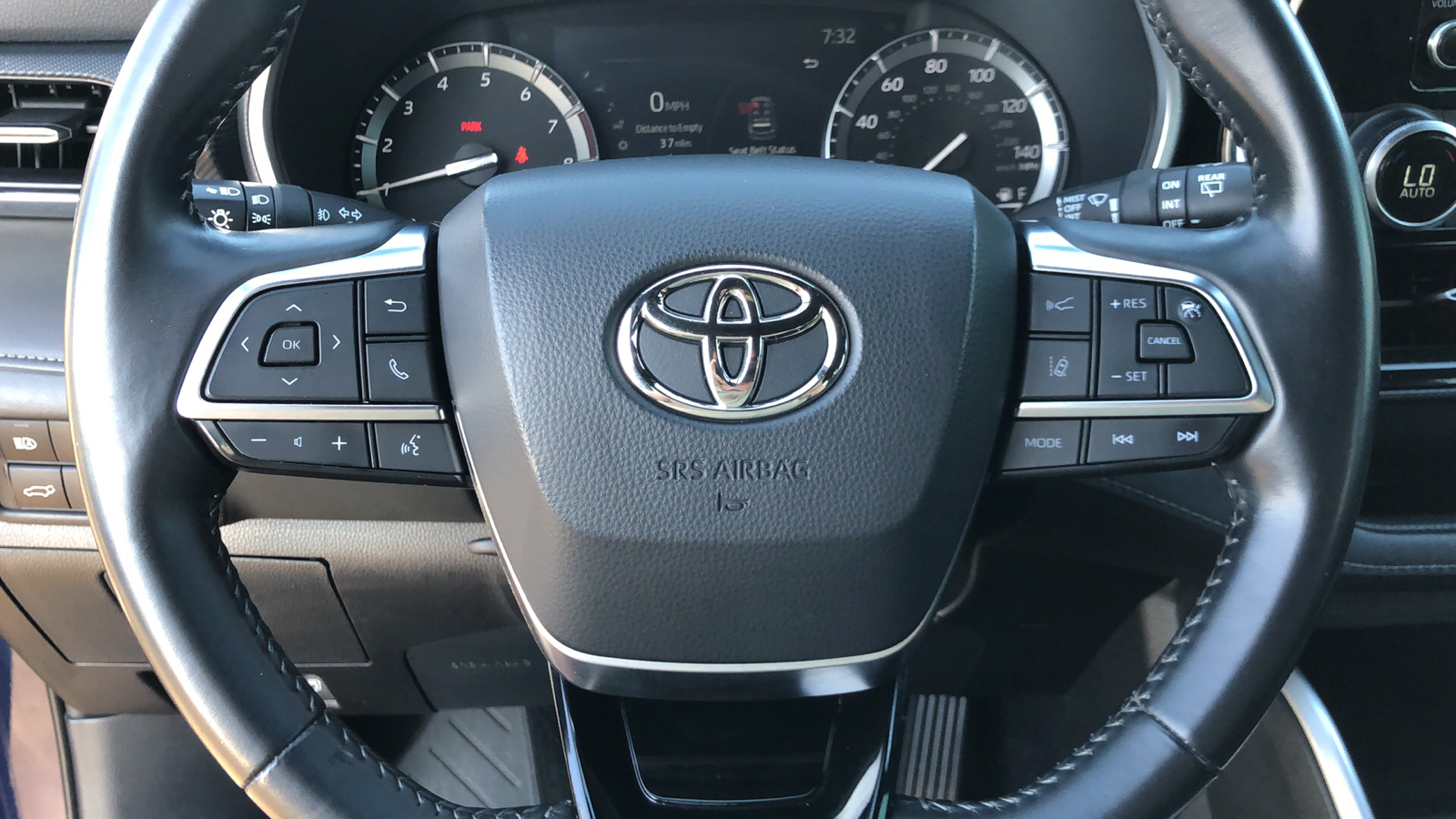 2021 Toyota Highlander XSE 9