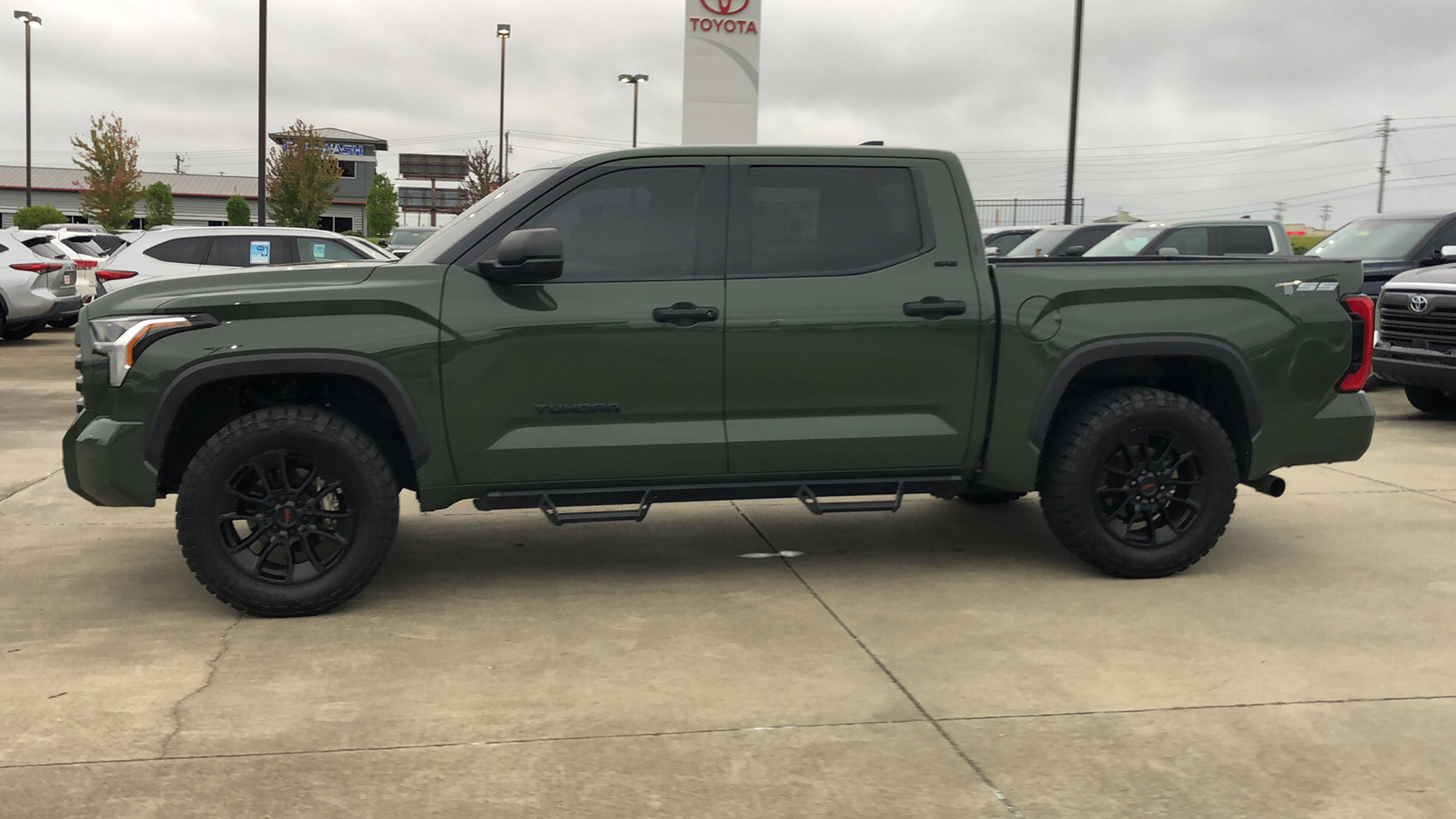 2022 Toyota Tundra 2WD SR5 2