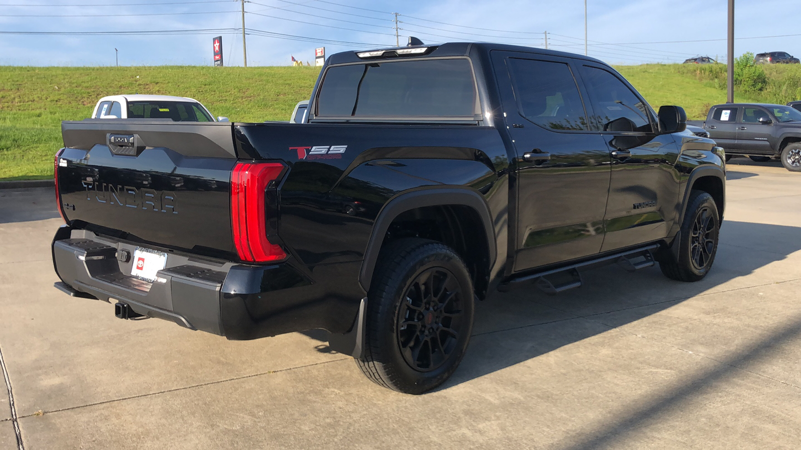 2024 Toyota Tundra 4WD SR5 3