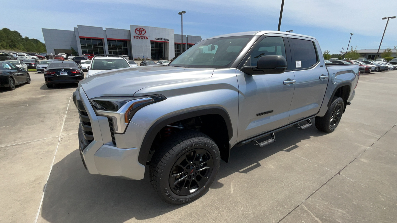 2024 Toyota Tundra SR5 1