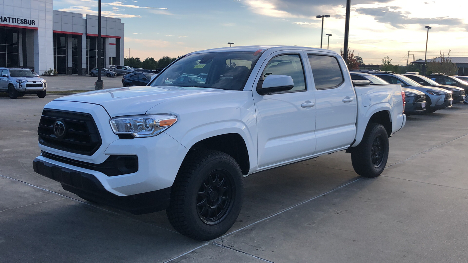 2023 Toyota Tacoma 4WD SR 1