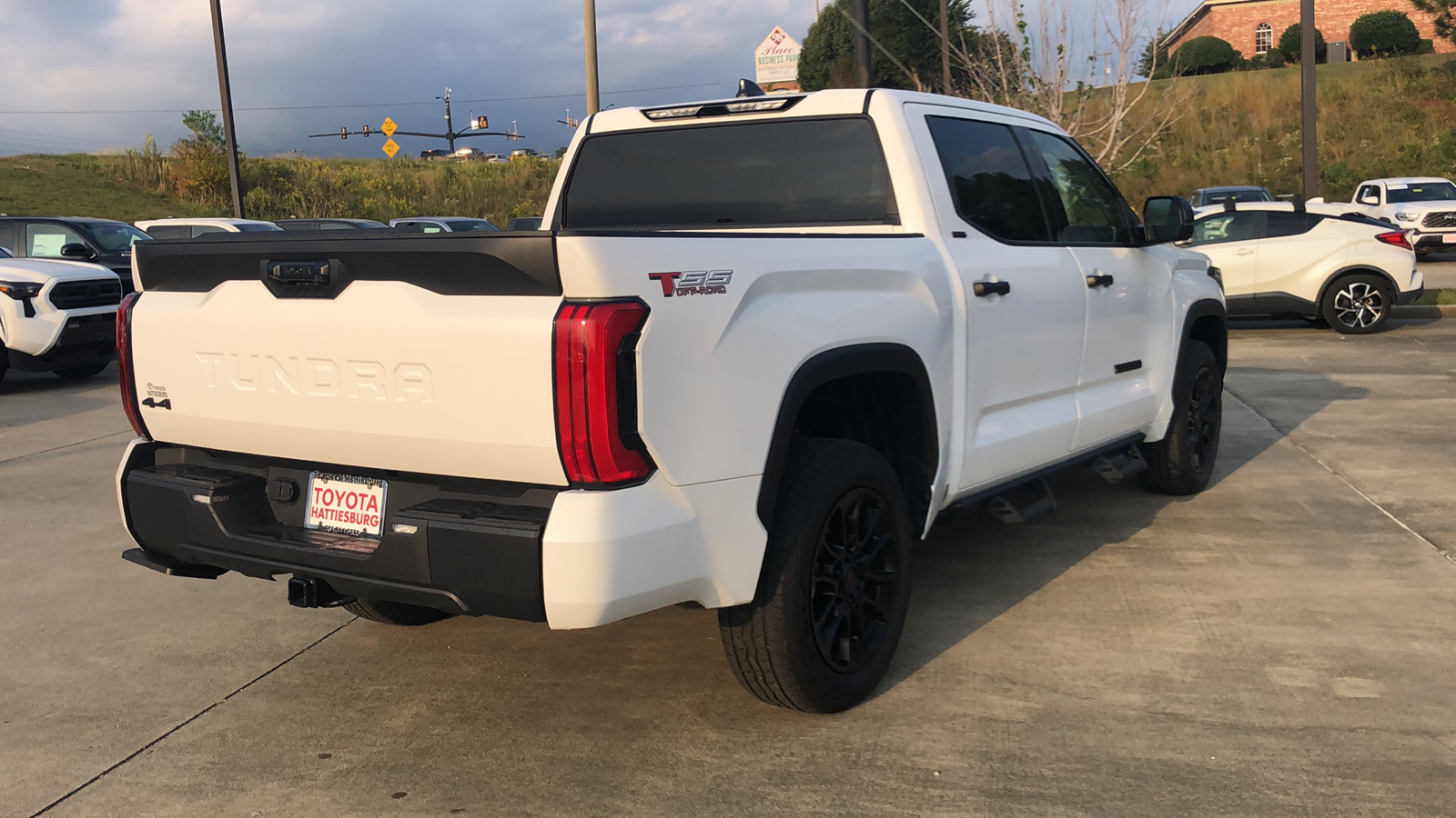 2023 Toyota Tundra 4WD SR5 3