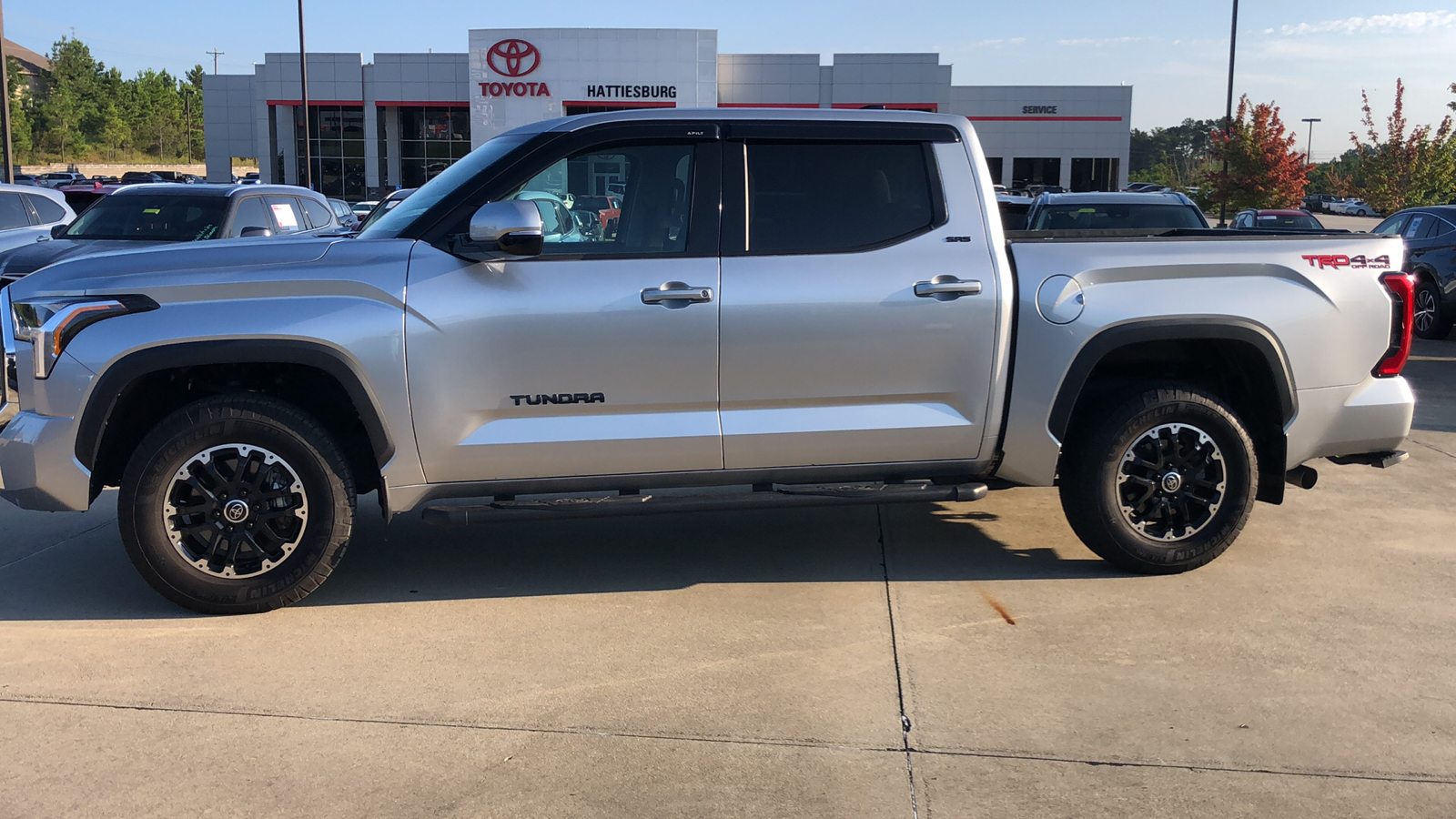 2023 Toyota Tundra 4WD SR5 2