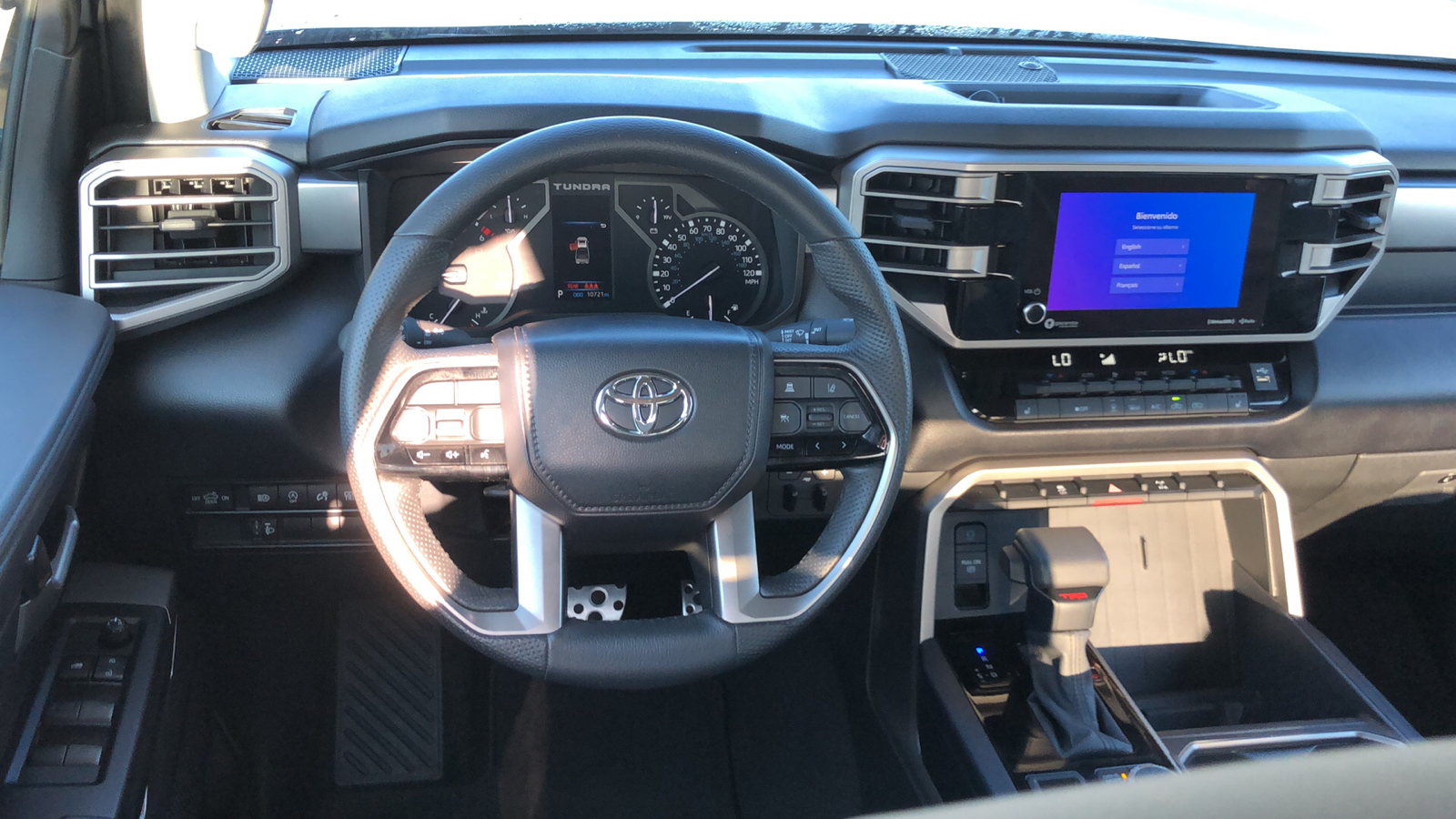 2023 Toyota Tundra 4WD SR5 10