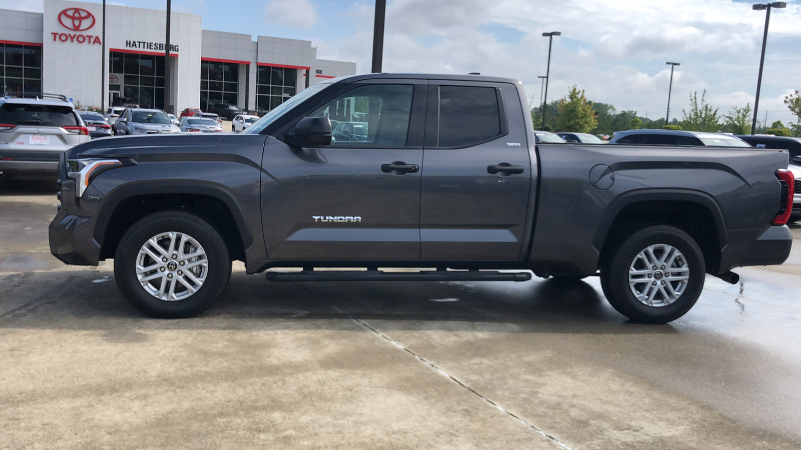 2022 Toyota Tundra 2WD SR5 2