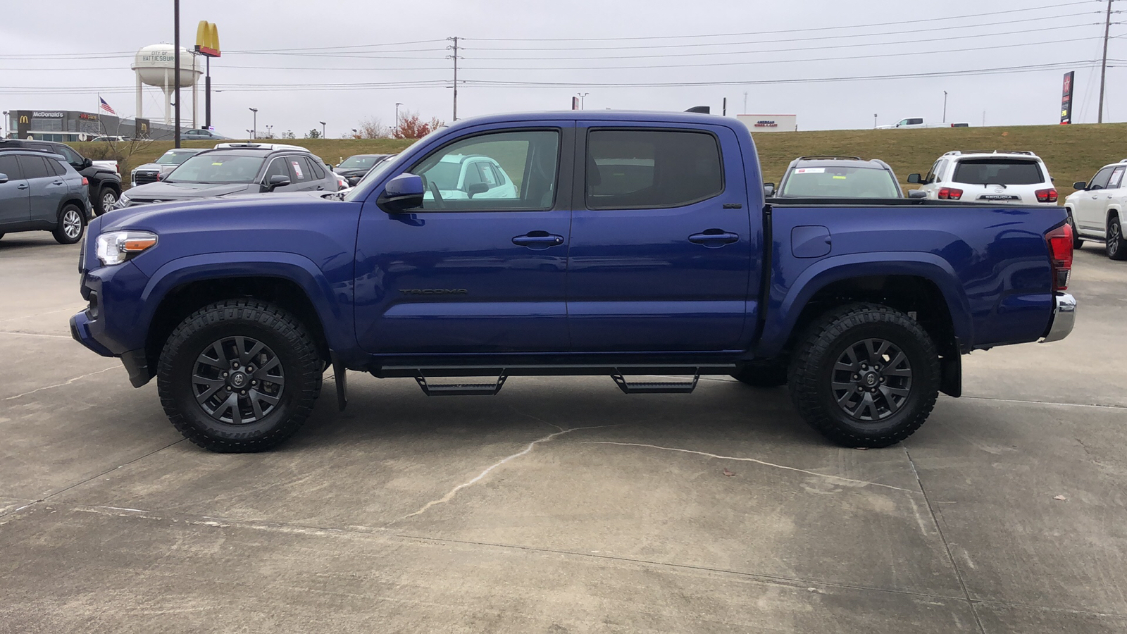 2023 Toyota Tacoma 2WD SR5 2