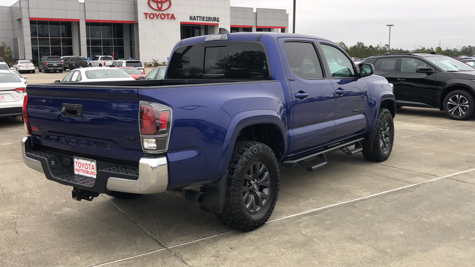 2023 Toyota Tacoma 2WD SR5 3