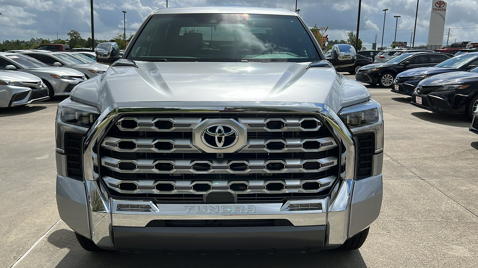 2024 Toyota Tundra 1794 Edition Hybrid 8