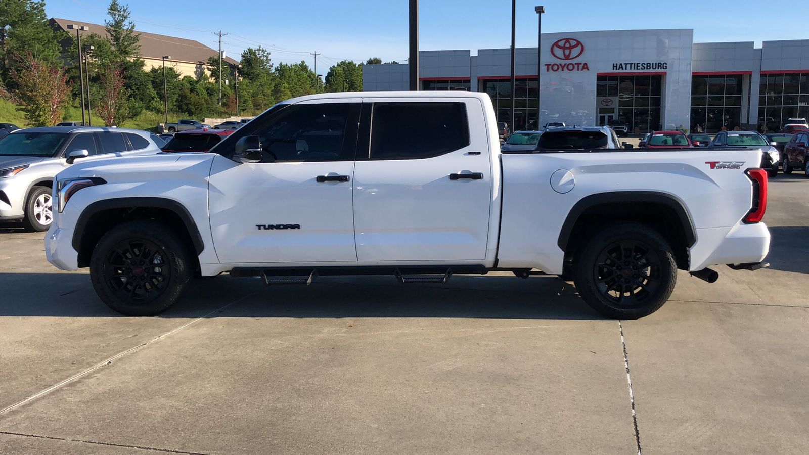 2023 Toyota Tundra 2WD SR5 2