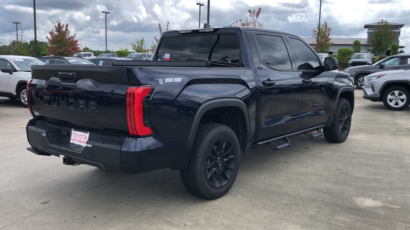 2023 Toyota Tundra 4WD SR5 3