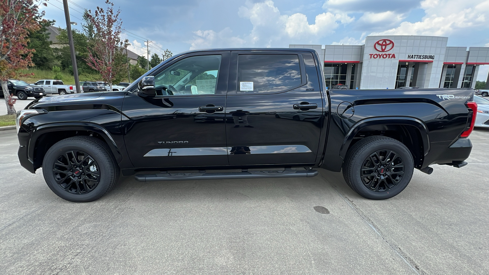 2024 Toyota Tundra SR5 2