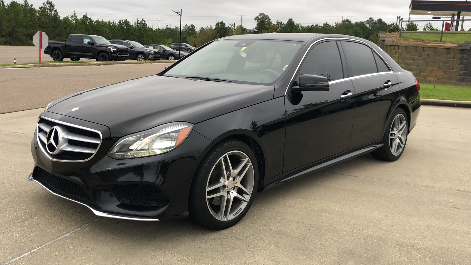 2016 Mercedes-Benz E-Class E 350 Luxury 1