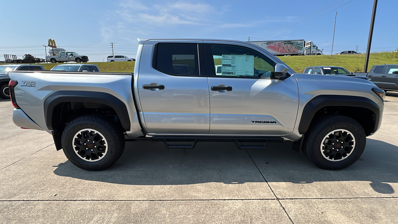 2024 Toyota Tacoma TRD Off Road 6