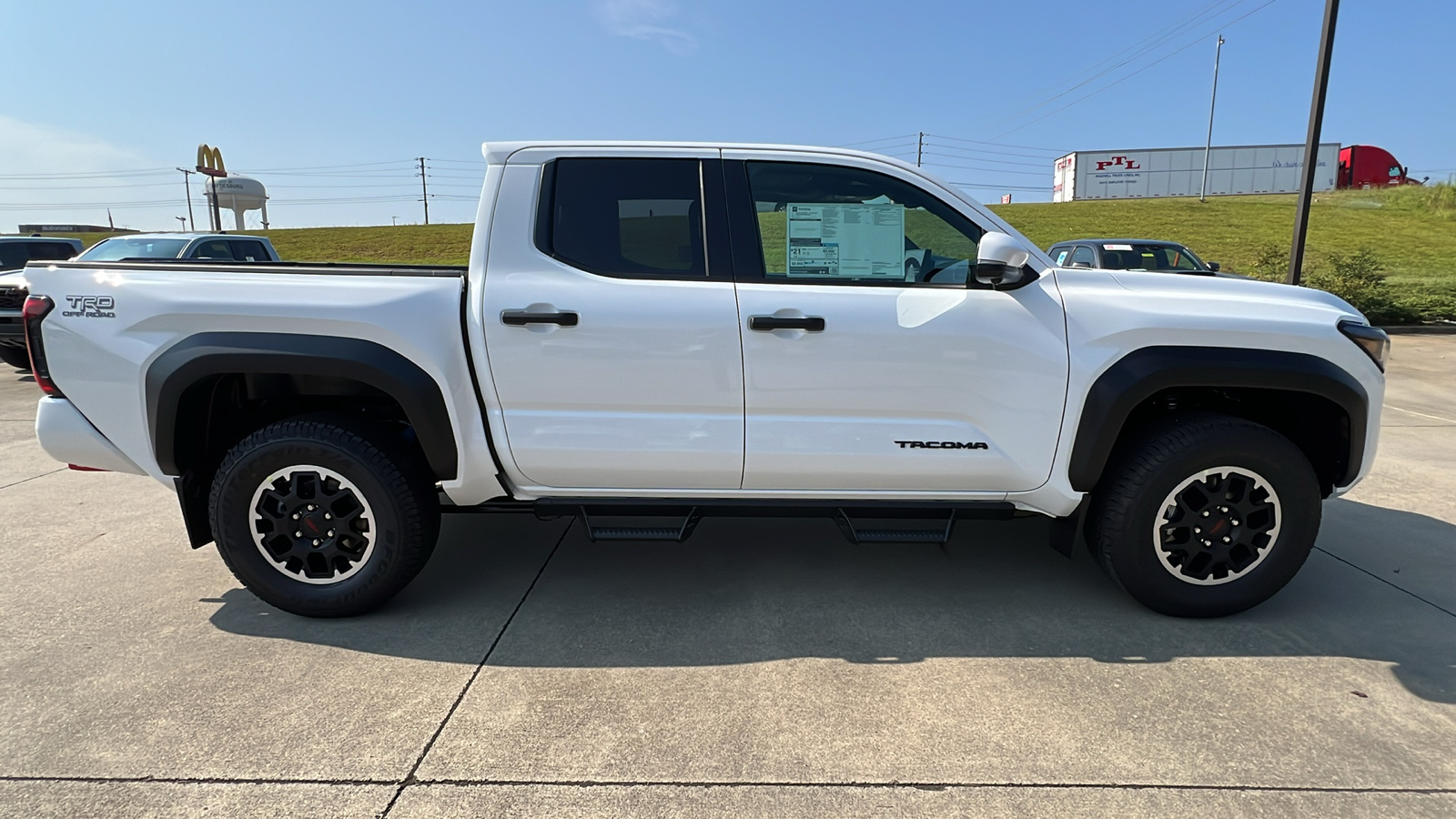 2024 Toyota Tacoma 4WD TRD Off Road 6