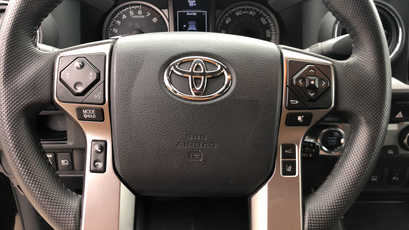 2018 Toyota Tacoma Limited 9