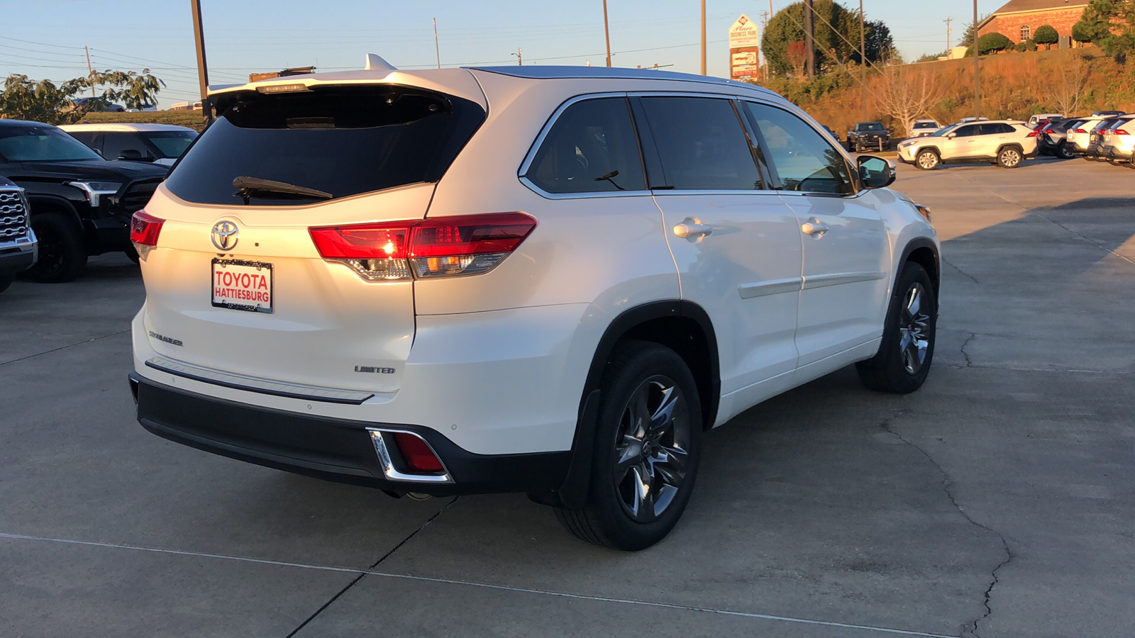 2018 Toyota Highlander Limited Platinum 3