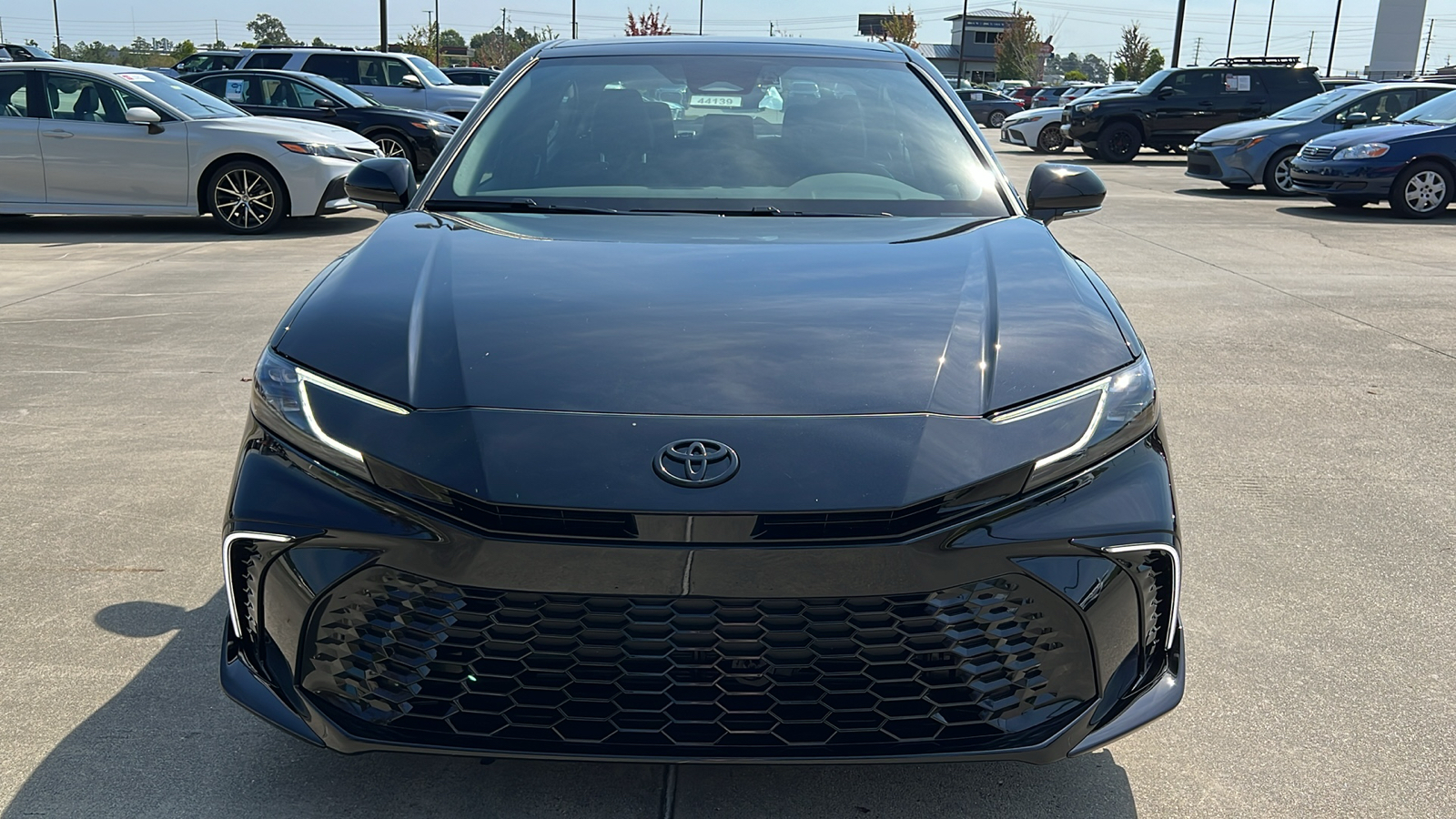 2025 Toyota Camry XSE 8