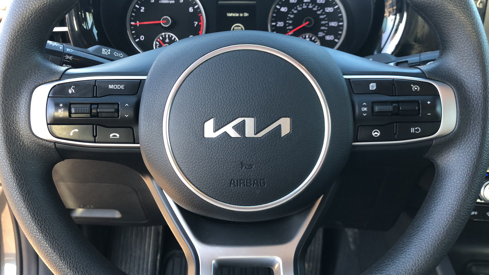 2024 Kia K5 LXS 9