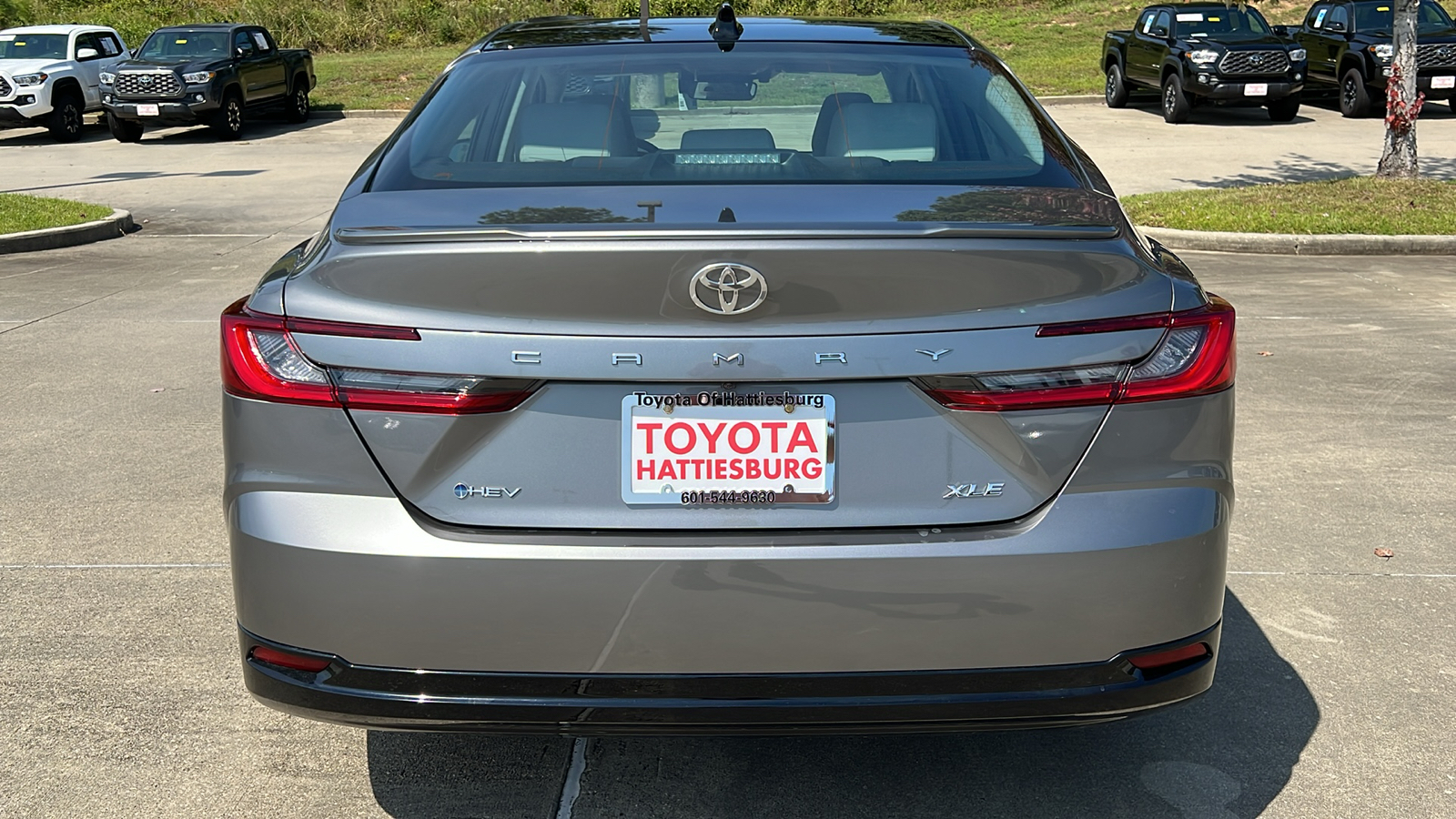 2025 Toyota Camry XLE 4