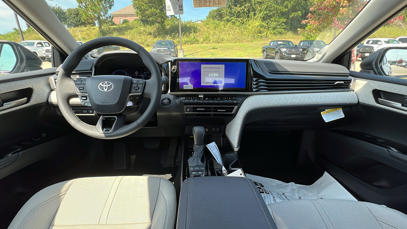 2025 Toyota Camry XLE 16