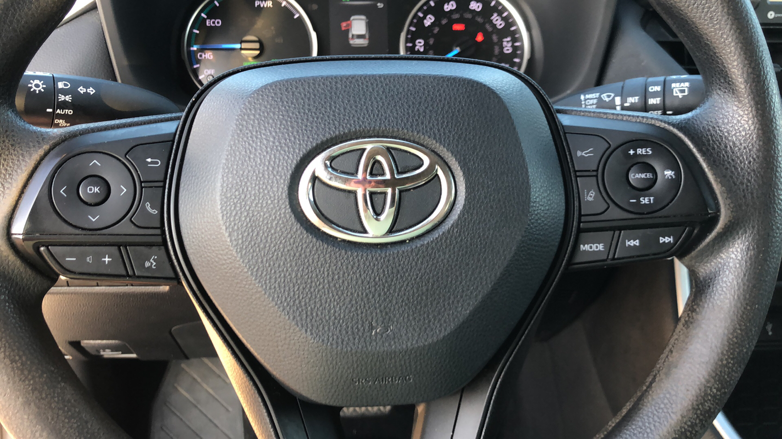 2022 Toyota RAV4 Hybrid XLE 9