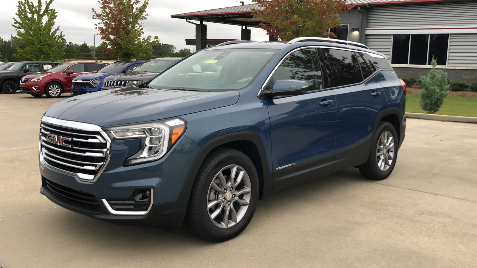 2024 GMC Terrain SLT 1