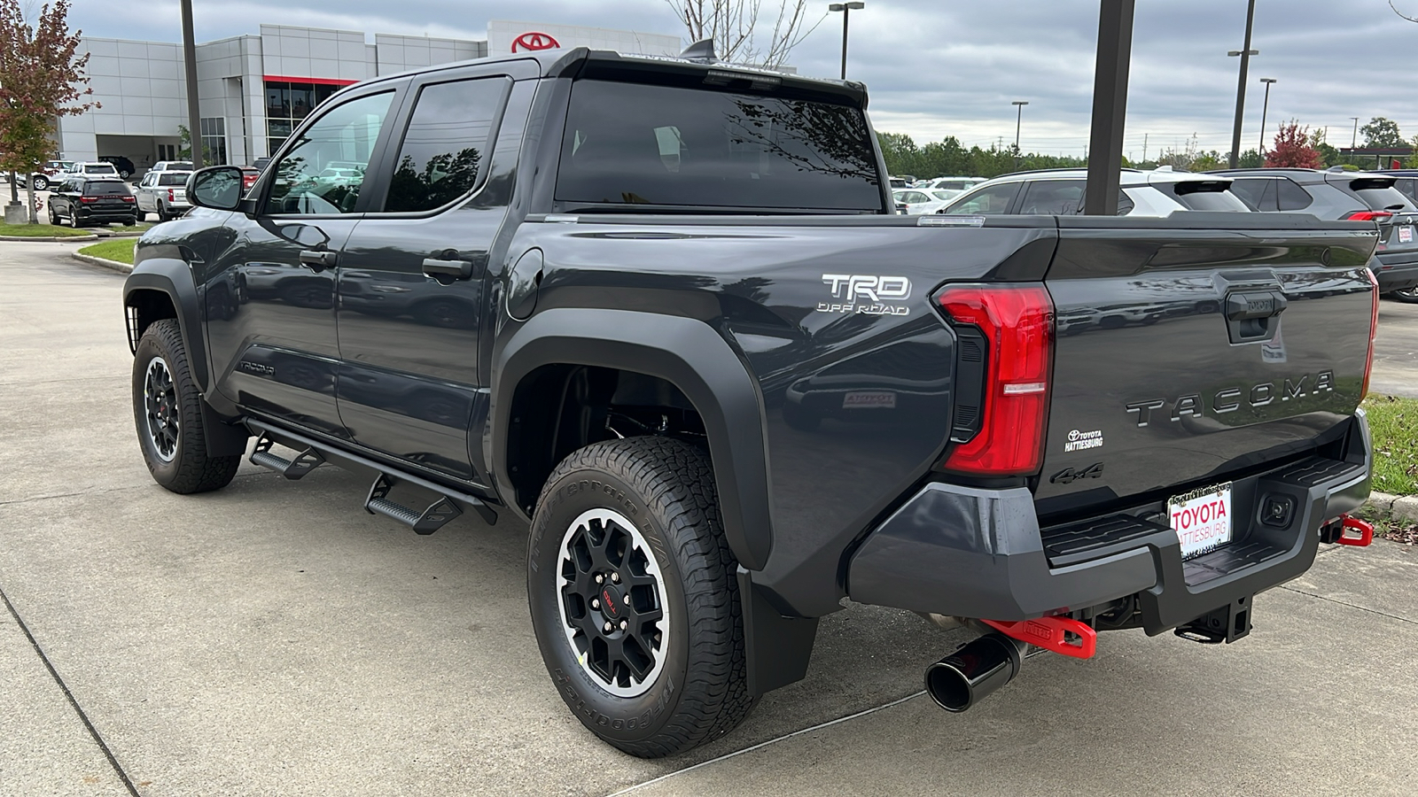 2024 Toyota Tacoma BASE 3