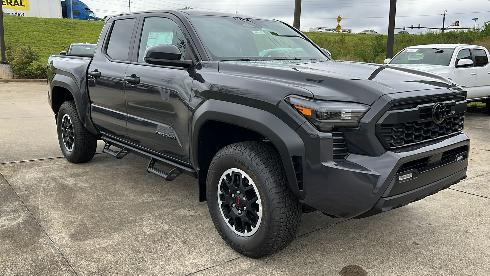 2024 Toyota Tacoma BASE 7