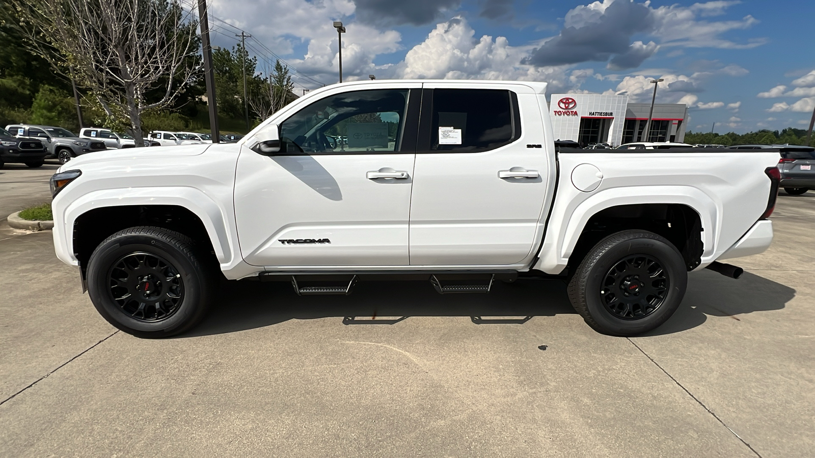 2024 Toyota Tacoma BASE 2