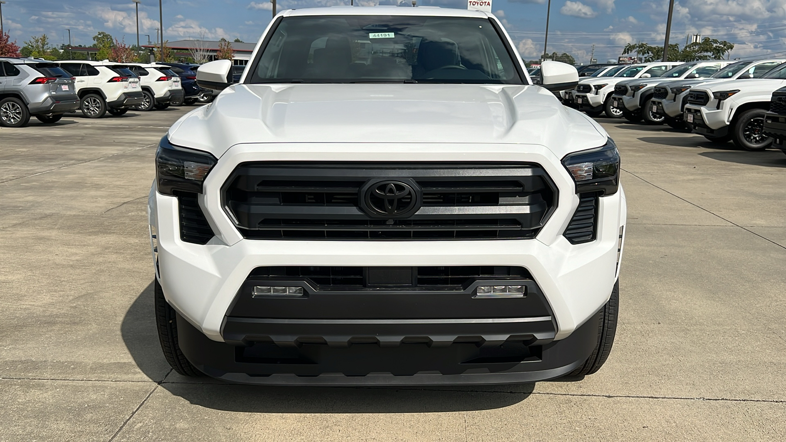 2024 Toyota Tacoma BASE 8