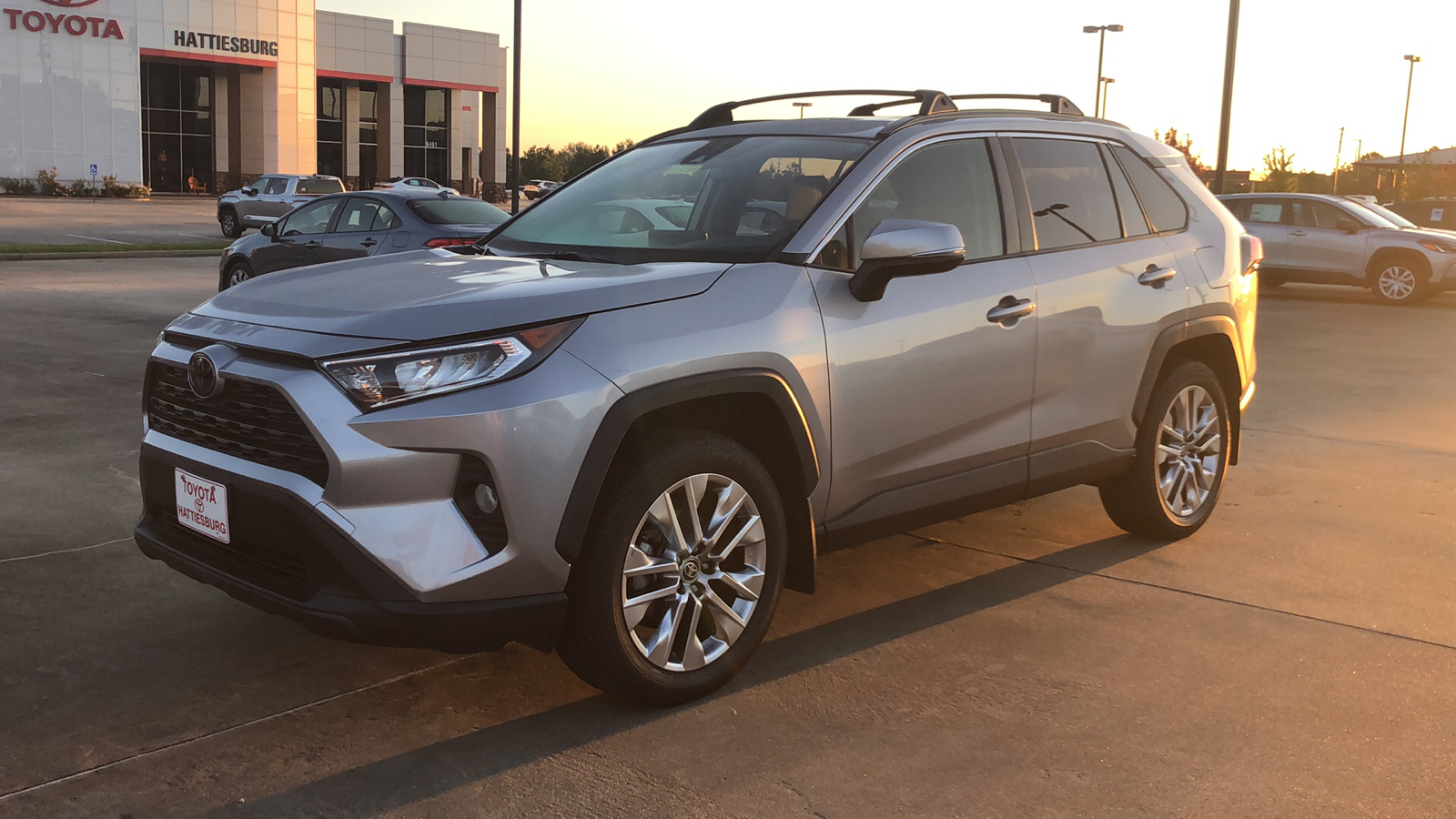 2019 Toyota RAV4 XLE Premium 1