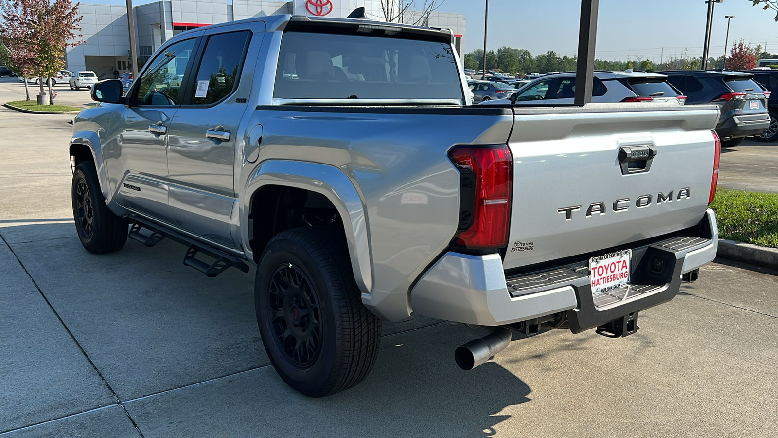 2024 Toyota Tacoma BASE 3