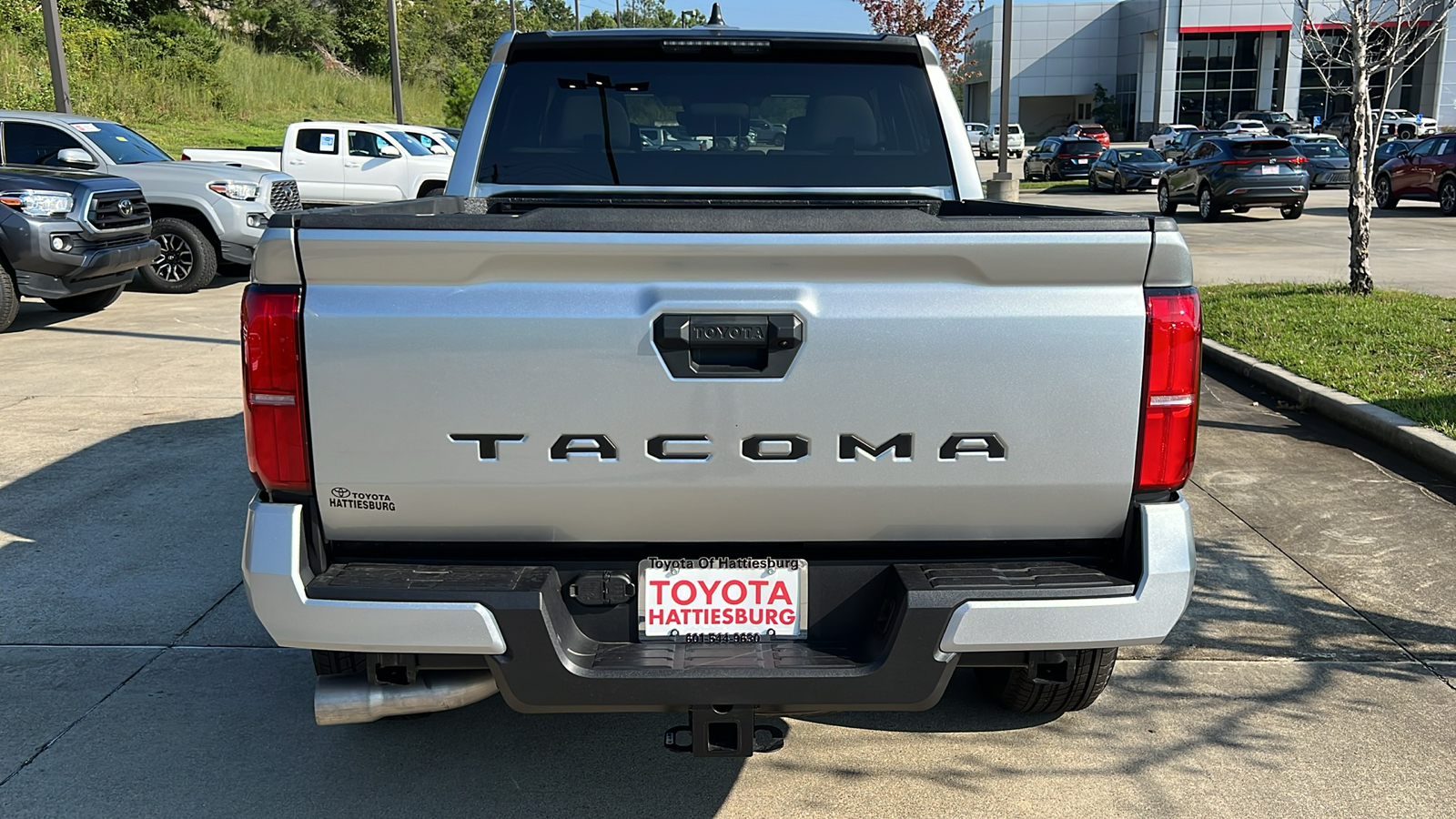 2024 Toyota Tacoma BASE 4