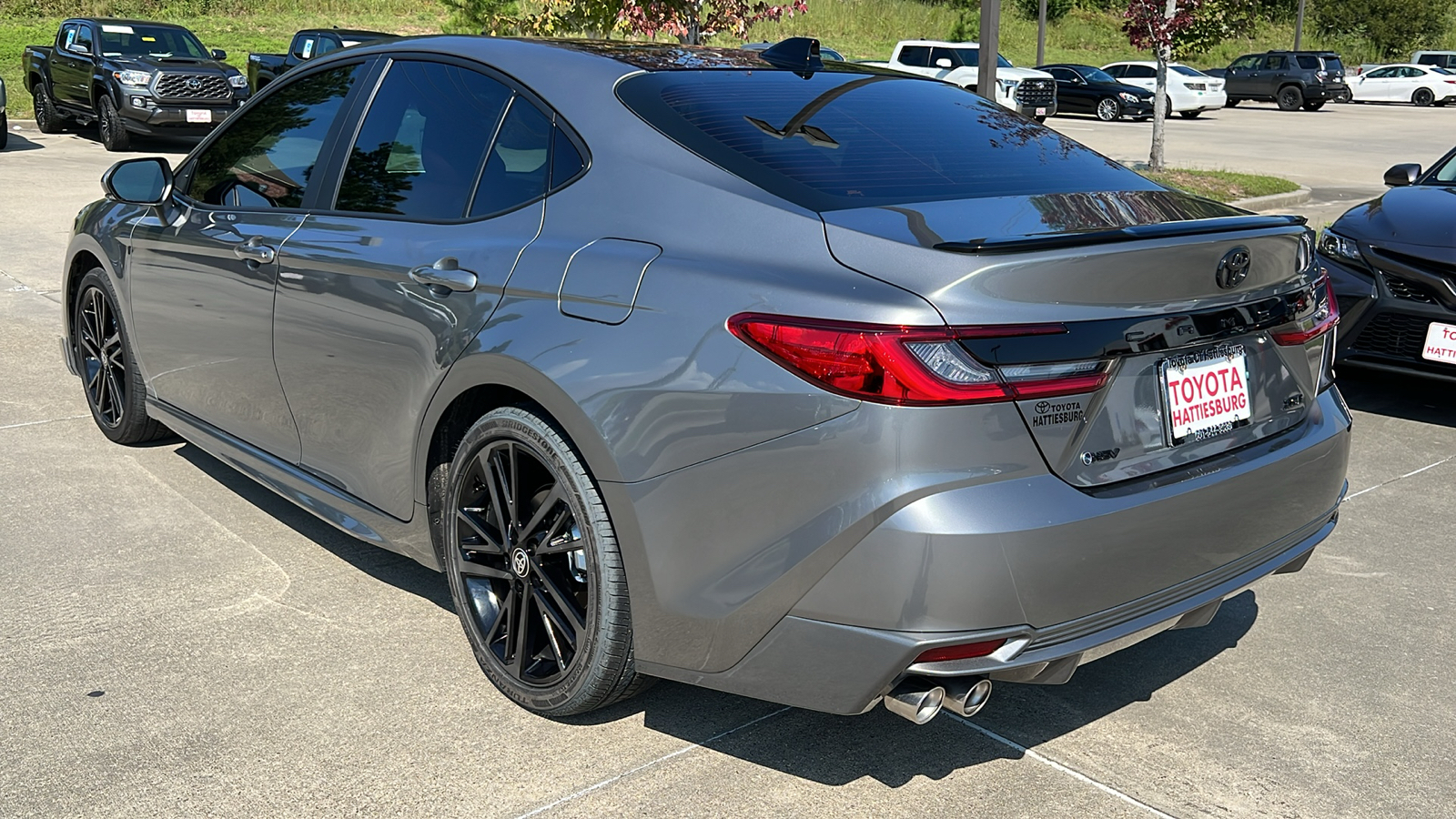 2025 Toyota Camry LE 3