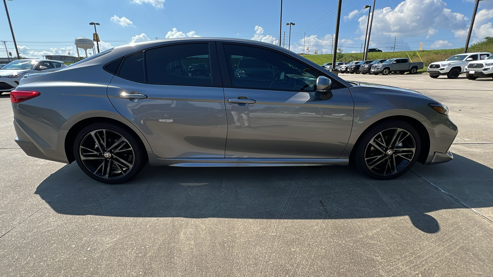 2025 Toyota Camry LE 6