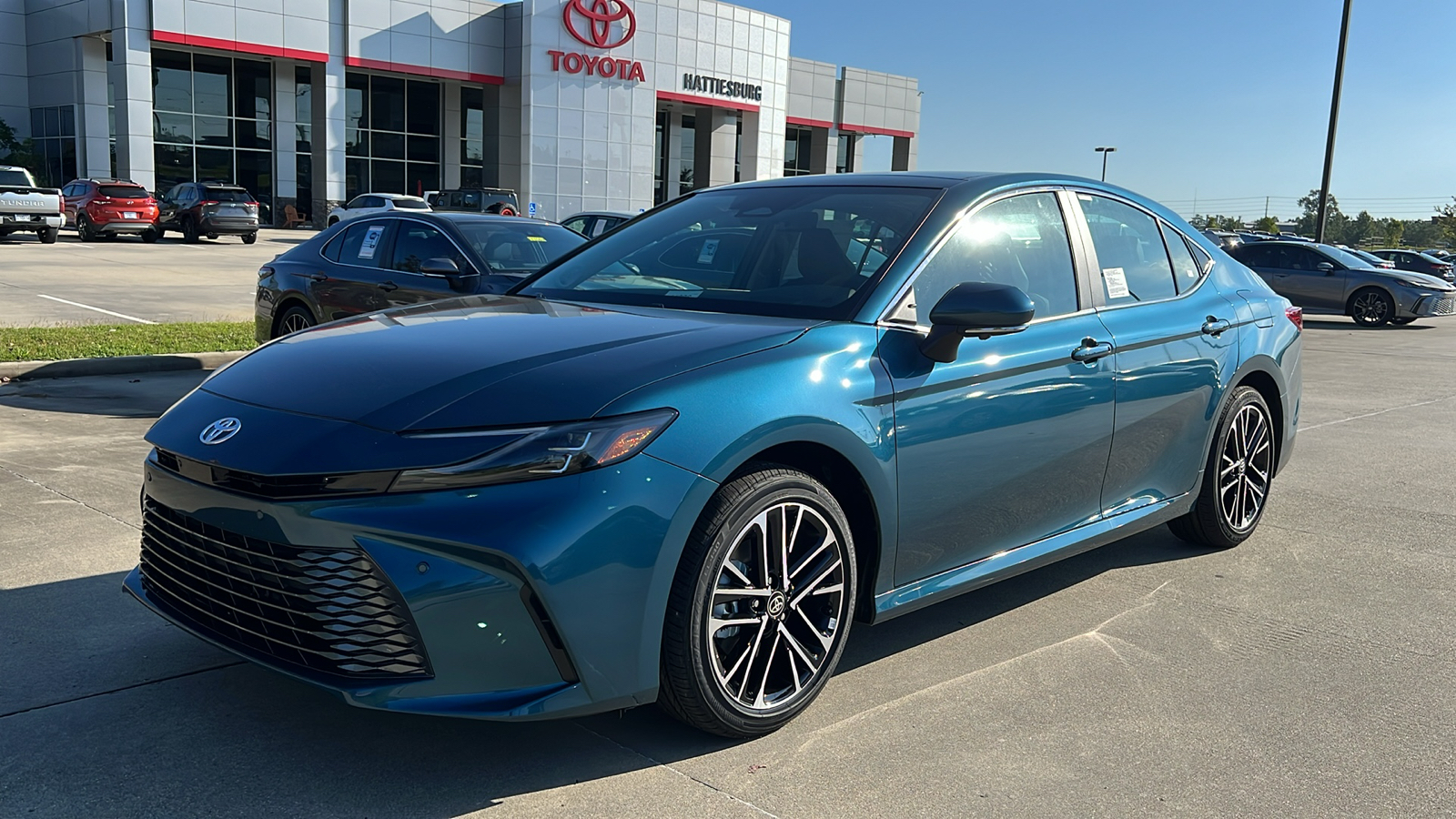 2025 Toyota Camry LE 1