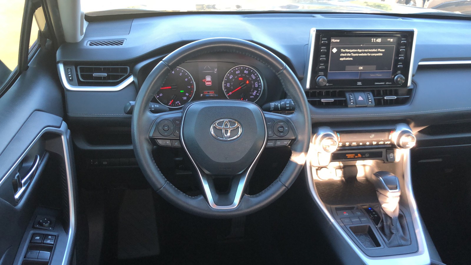 2020 Toyota RAV4 XLE Premium 10