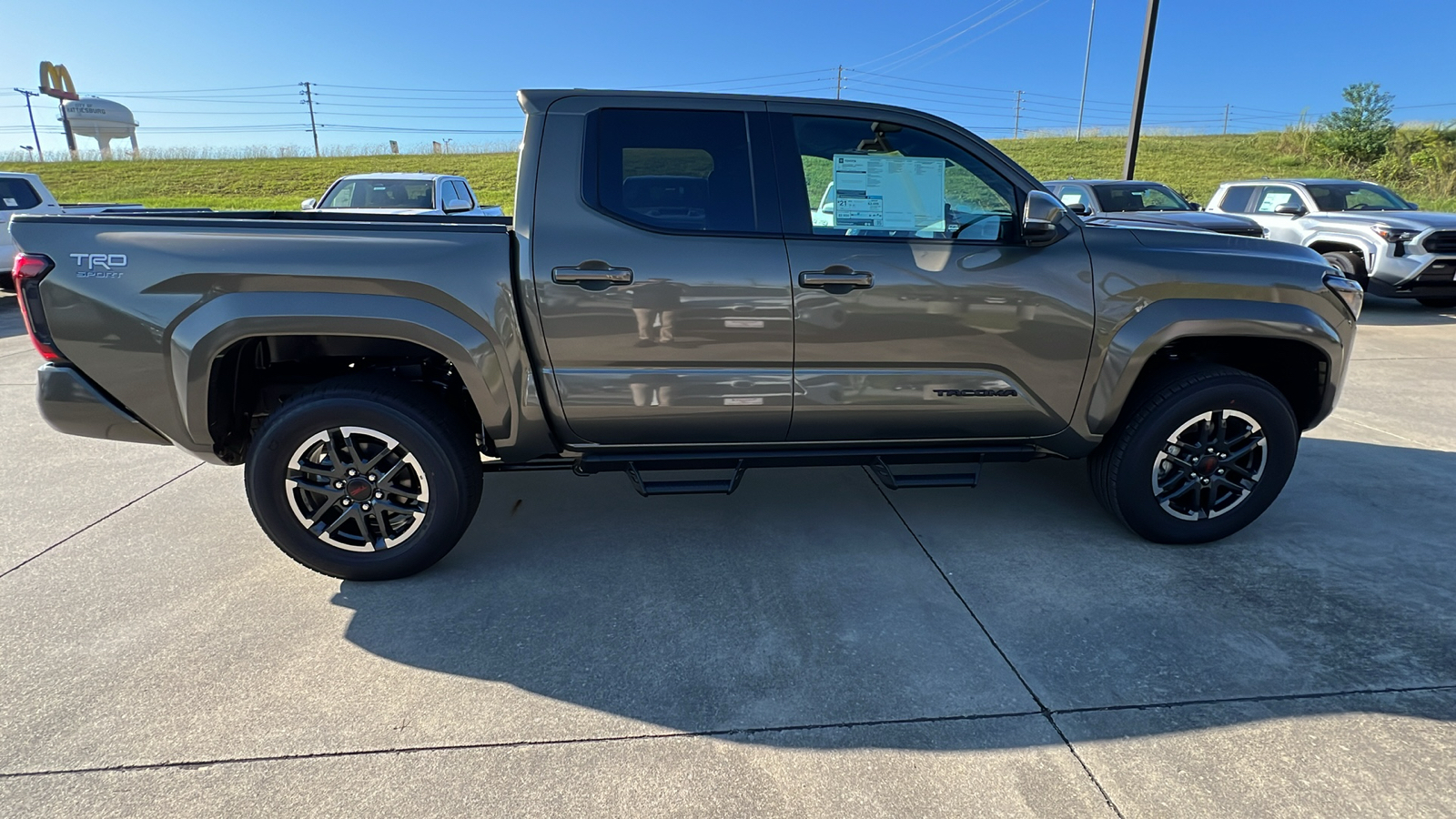 2024 Toyota Tacoma 4WD TRD Sport 6