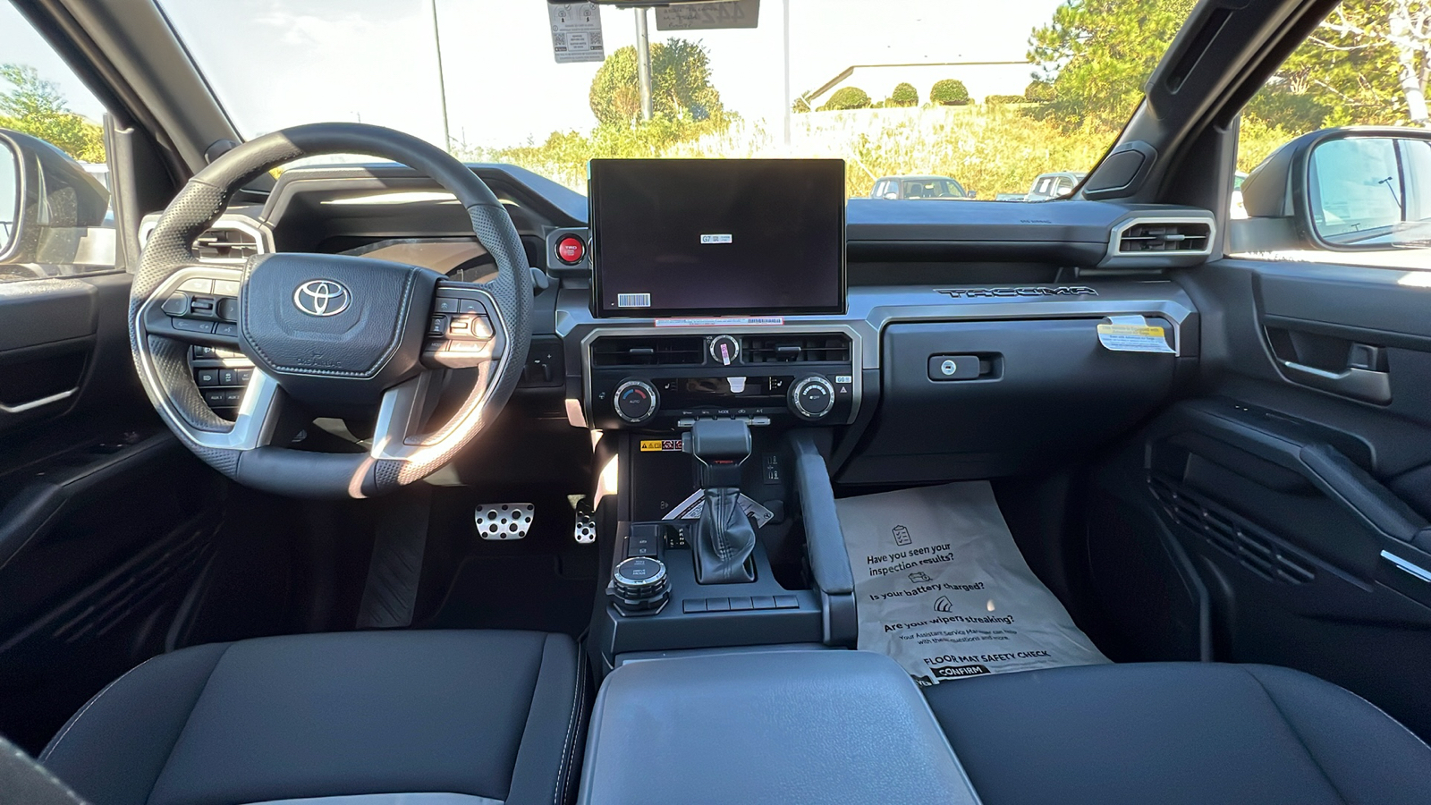 2024 Toyota Tacoma 4WD TRD Sport 16