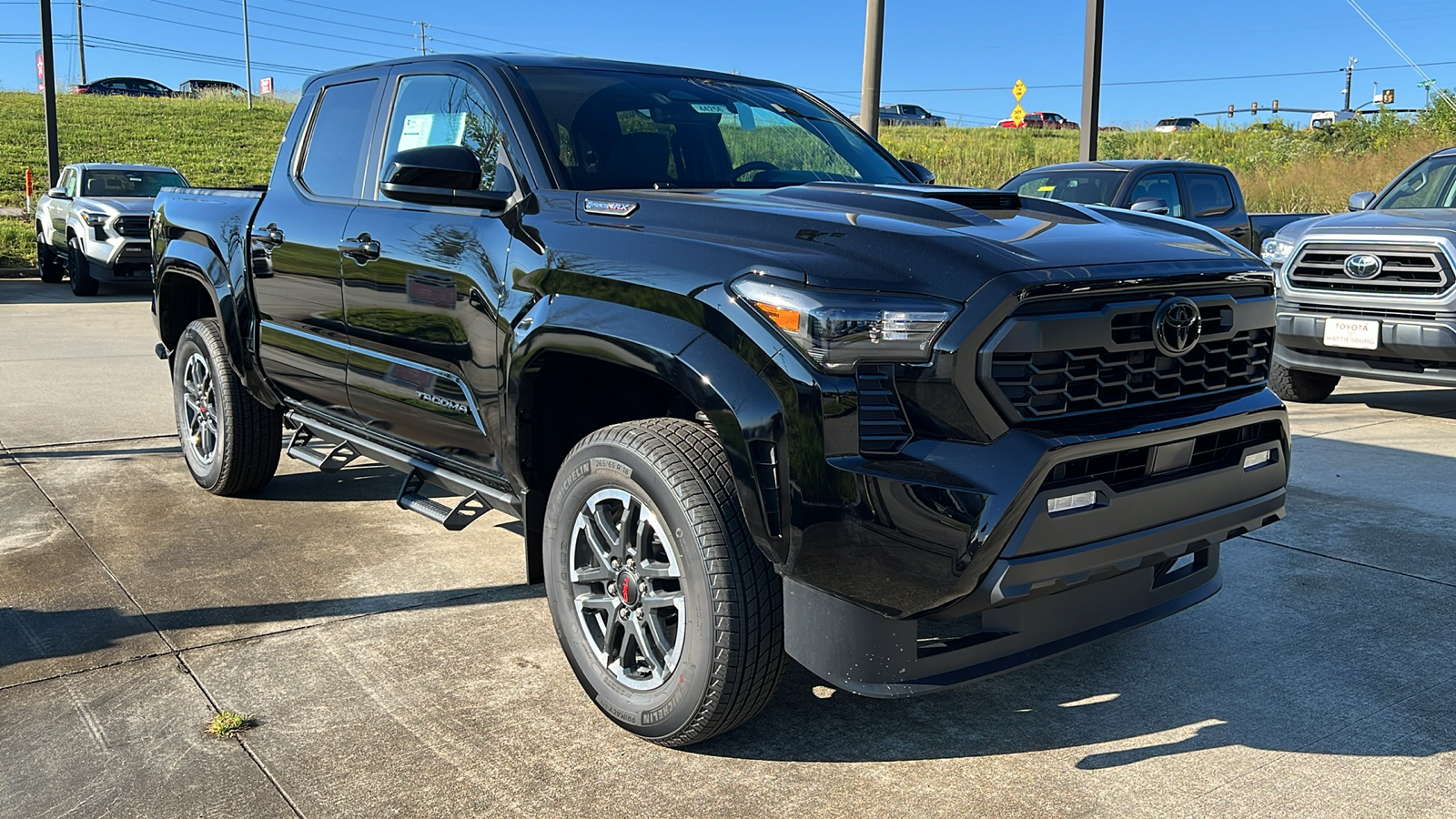 2024 Toyota Tacoma TRD Sport Hybrid 7