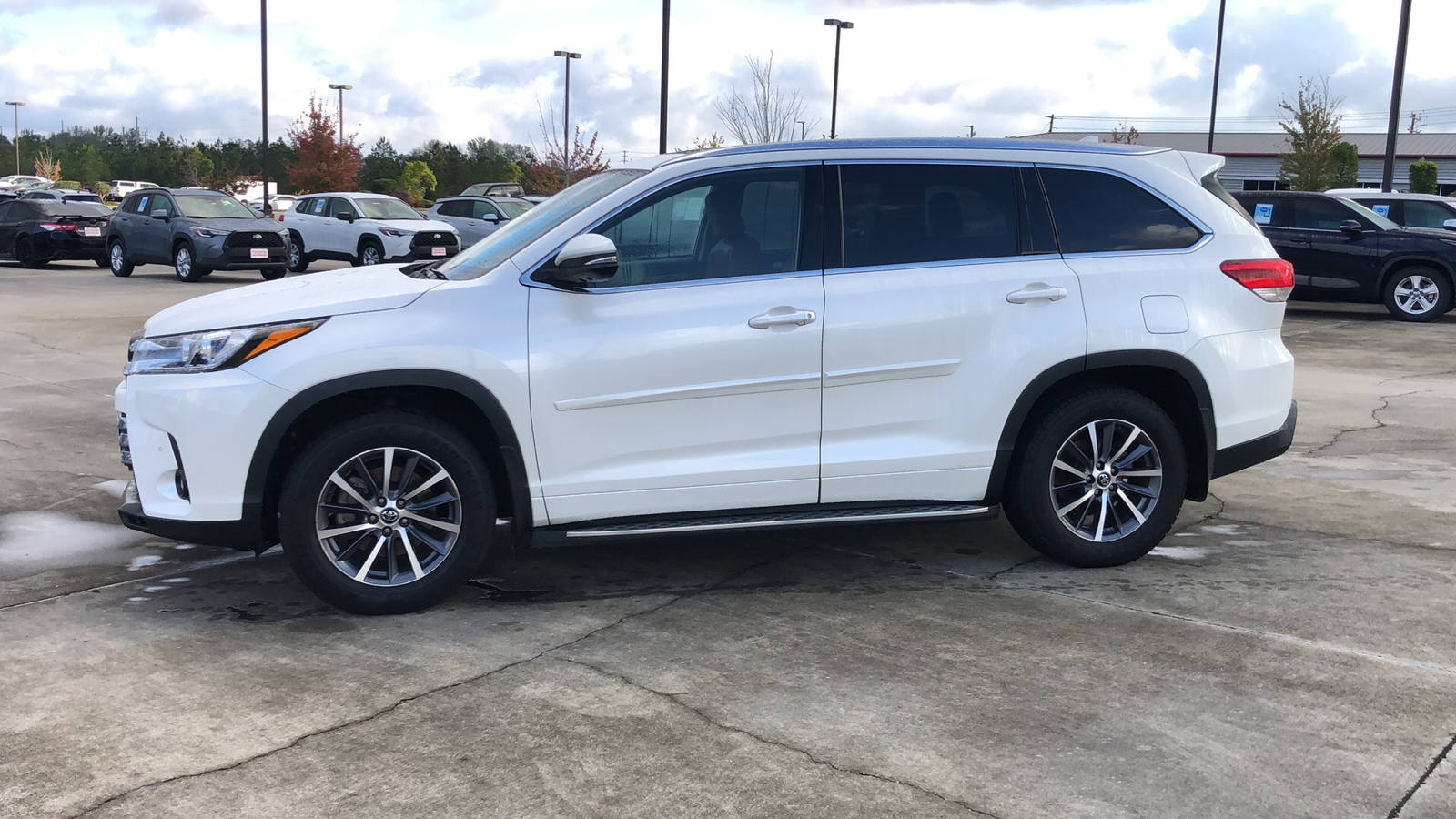 2019 Toyota Highlander Limited Platinum 2