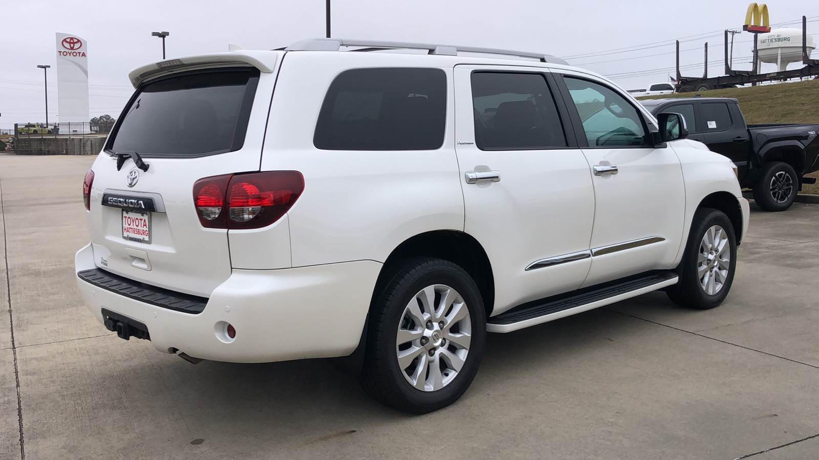 2021 Toyota Sequoia Platinum 3