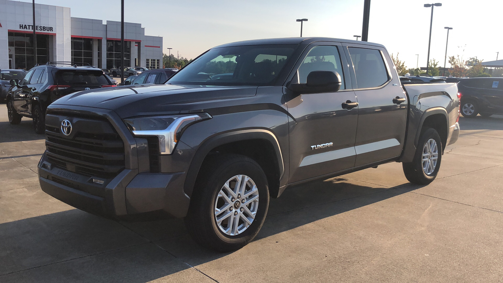 2022 Toyota Tundra 2WD SR5 1