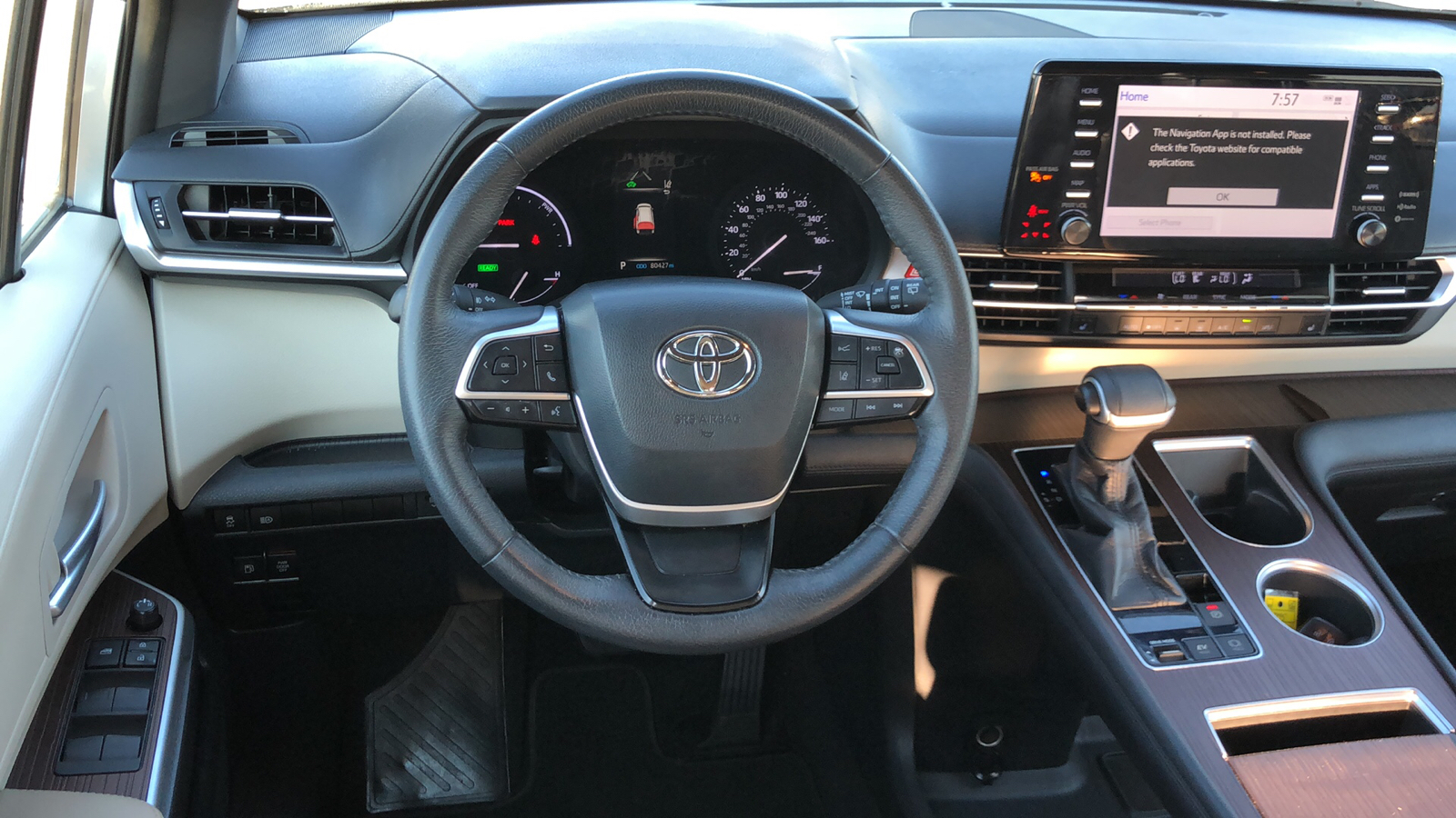 2021 Toyota Sienna XLE 10