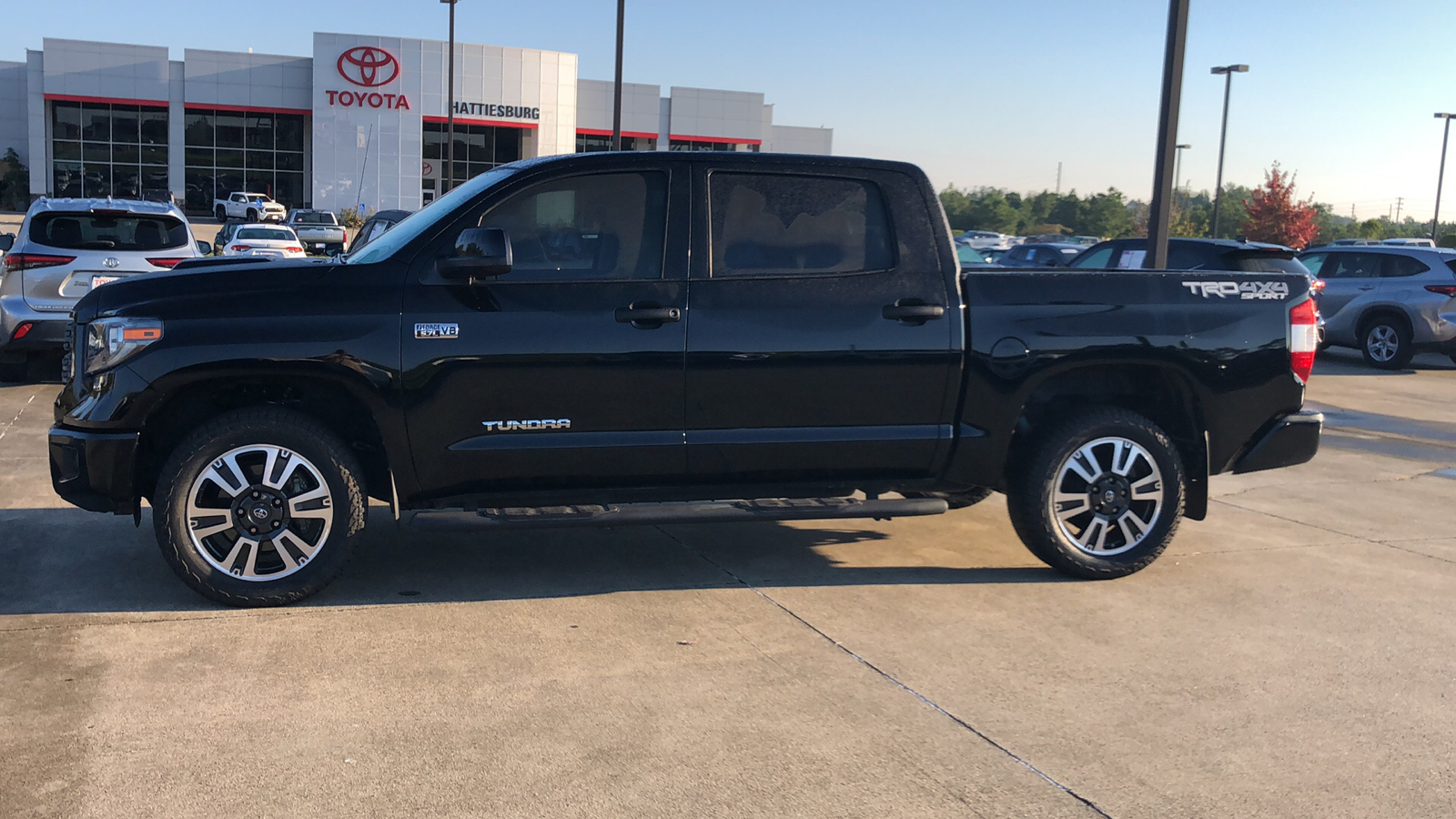 2018 Toyota Tundra 4WD SR5 2