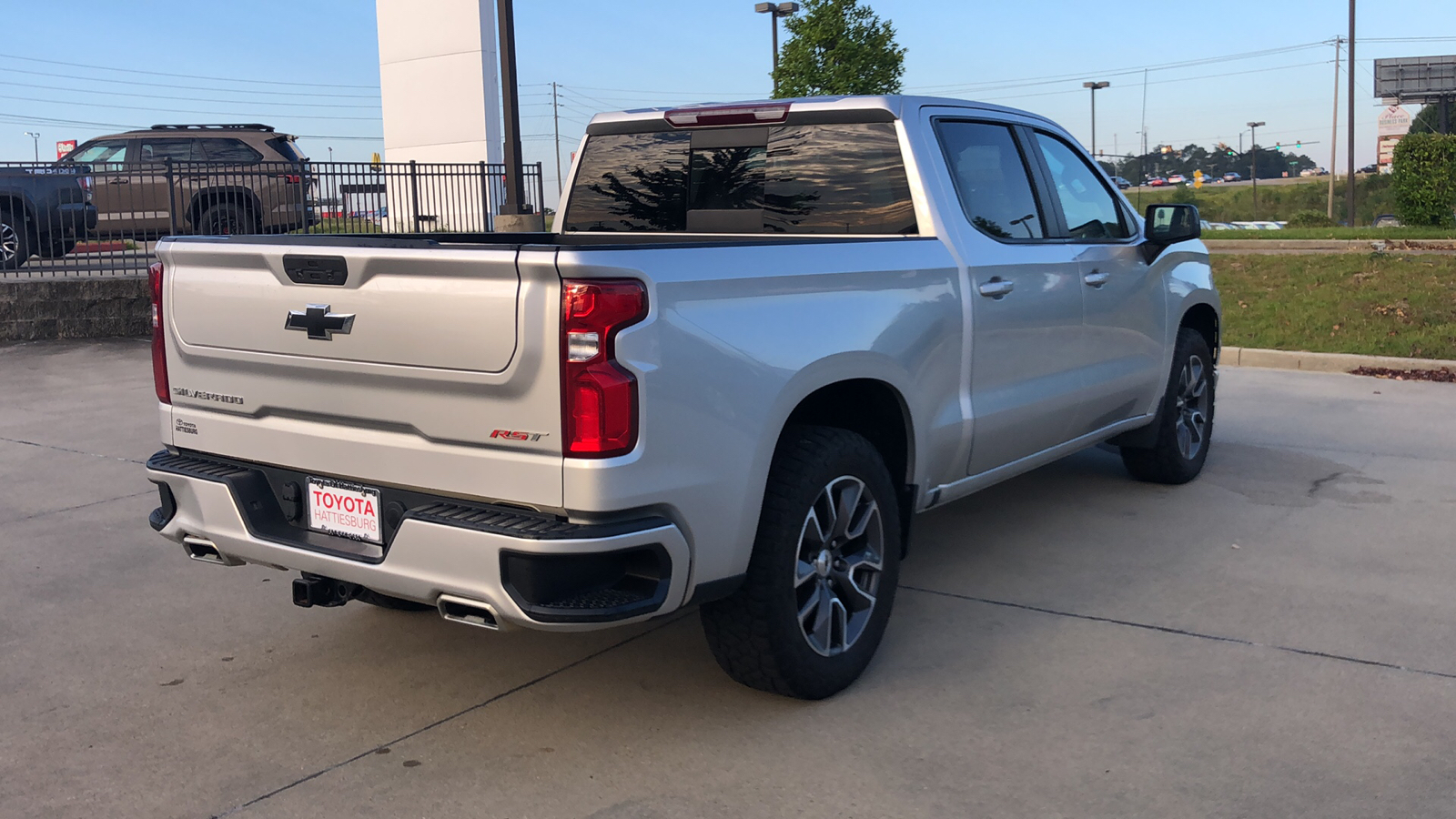 2021 Chevrolet Silverado 1500 RST 3