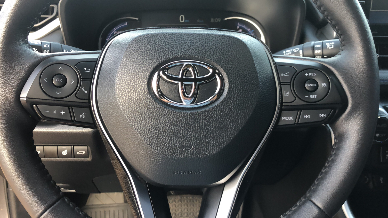 2021 Toyota RAV4 Hybrid XSE 9