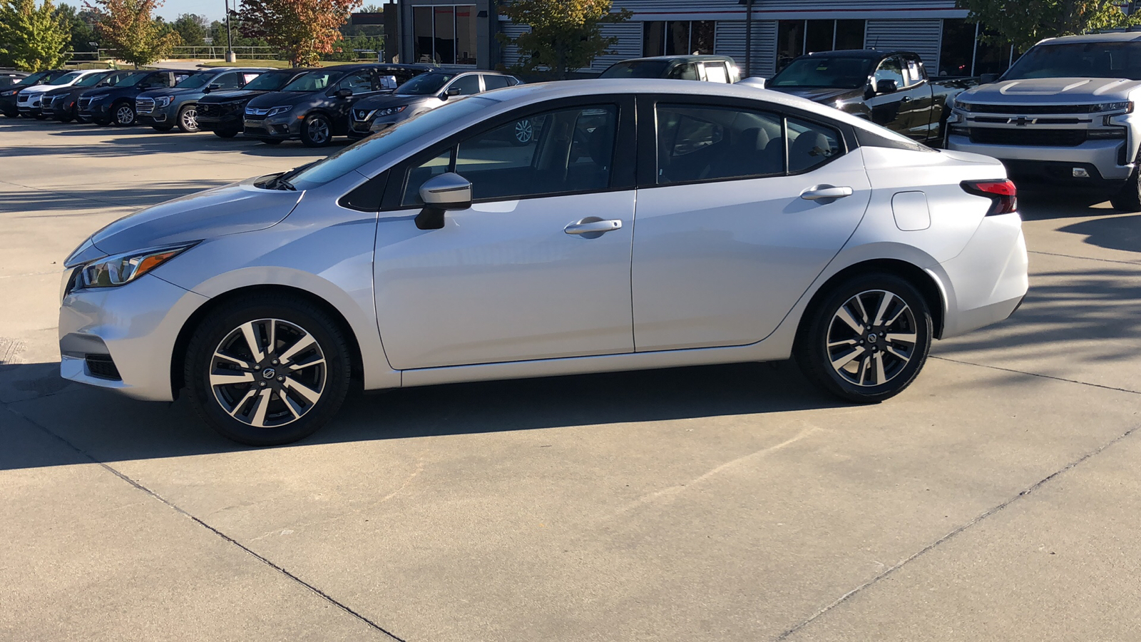 2021 Nissan Versa SV 2