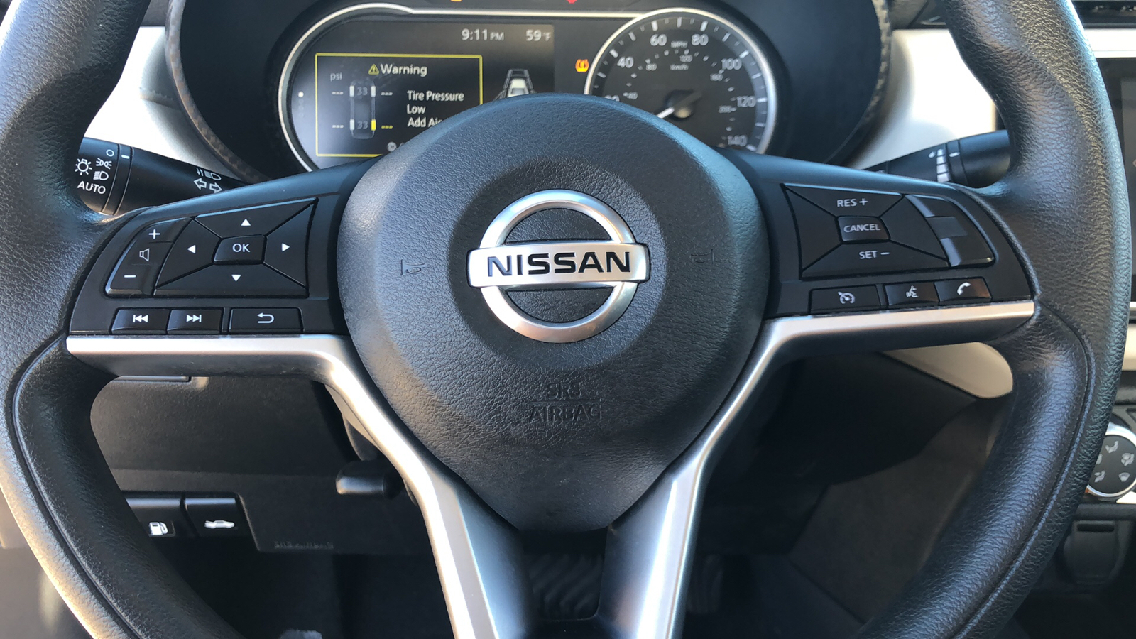 2021 Nissan Versa SV 9